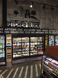 Organic Garage Designed By Api Retail Store Design Grocery Store Design Supermarket Design