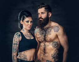 Ať to dopadne jakkoli, věřte, že zůstane stejný. Portrait Of Shirtless Tattooed Bearded Male And Brunette Female With Tattoo Ink On Her Torso Stock Image Image Of Relationship Couple 113299721