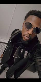 this is getting posted a lot but even sharing helps and taking the time to  look helps too🩷🩷🩷