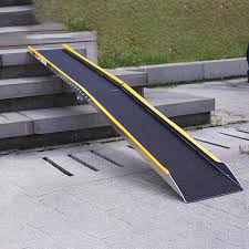 Amazon.co.jp: 段差スロープ 車 段差プレート 階段階段用の車椅子用スロープ、 非常に長いアルミニウム折りたたみアクセスしきい値、 長さ180cm軽量  モビリティスクーターバイクバイクカーブランプ : 産業・研究開発用品