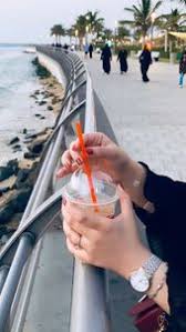 Pin By Farah Kyrallah On صورة Pinterest Photography Girl Hand Pic Profile Picture For Girls