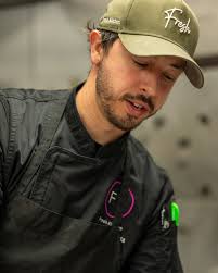 Pink goes good with GREEN 💚💖 #green #stpatricksday