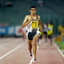 How far is 1500 meters on a track. Men S 1500 Meter World Records
