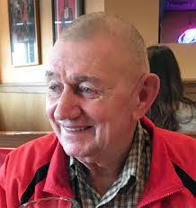 Lori Knight's Instagram, Twitter & Facebook