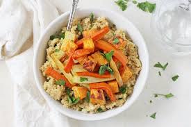 Quinoa Risotto With Roasted Root Vegetables By Ohmyveggies Com Recipe Recipes Using Vegetable Broth Root Vegetables Recipes Roasted Root Vegetables