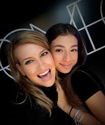 The false empress who is shaking Rome/ Meet Sandra Nicole Martinez