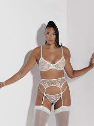 WNBA 2021: Liz Cambage launches OnlyFans, reprimanded over pre-Olympics  controversy