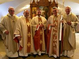 Bishop dominikus schwaderlapp, a cologne auxiliary bishop and former vicar. Weihbischof Dominik Schwaderlapp Zu Besuch 20 11 2016 Stift Heiligenkreuz
