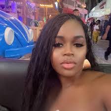 Candace Harrell's Instagram, Twitter & Facebook