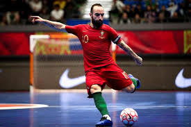 Find the perfect ricardinho futsal stock photos and editorial news pictures from getty images. Ricardinho Quer Mostrar O Que E Ser Portugal E Bruno Coelho A Beira Da 100 Âª Internacionalizacao
