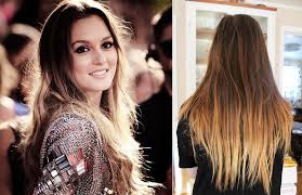 Foncer votre base entrainera plus de retouches alors que le fait de réaliser un éclaircissement graduel ne nécessitera pas de colorations régulières. Tie Dye Cheveux Brun Google Search Tie Dye Hair Balayage Hair Hair Styles
