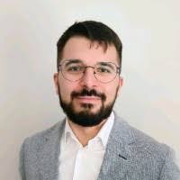 80+ profili według frazy „Prusak”