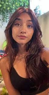 Melody Dobbs's Instagram, Twitter & Facebook