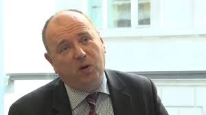 UK Retail 2015: Tim Vallance, Director, UK Retail & Leisure JLL