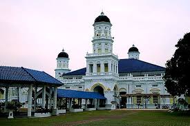 Jalan masjid abu bakar (9,369.89 mi) johor bahru, malaysia 80000. Sultan Abu Bakar Mosque In Johore Baru Malaysia Islamic Architecture Beautiful Mosques Masjid