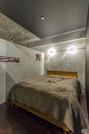 寝室を区切るのは壁ではなくコンクリートのパーテーション コンクリート インテリア ロフト インテリア マンション リノベーション