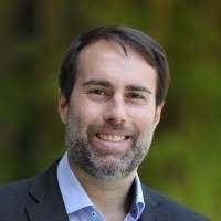 Renee Loomis's Instagram, Twitter & Facebook