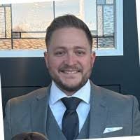 Travis Heinrich's Instagram, Twitter & Facebook