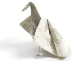 Bird Of Paradise Napkin Folding Instructions Peacock Napkin Fold Napkin Folding Napkins Napkin Design