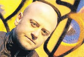 VIDEO: Andrew Strong voice of the Commitments