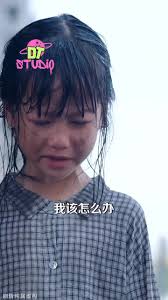 Para subukan ang kaniyang bagong kasal na asawa, nagkunwari siyang  natutulog sa bathtub, Nang makita ng CEO na nakatulog ang asawa niya habang  naliligo,...