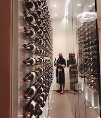 With a closet made to look like a neiman marcus store! Great And Luxury Big Boy Mansion By Floyd Mayweather Jr Styles Decor Luxus Villa Floyd Mayweather Luxus