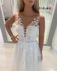 Hilfe dieses mädchen in ihrem brautmodengeschäft! Patrizia By Ola La Ein Traum Aus Annais Bridal De Facebook