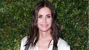 Maybe you would like to learn more about one of these? News Im Video Courteney Cox Zeigt Ihren Durchtrainierten Body Gala De