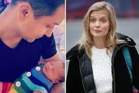 Countdown star rachel riley has shared an adorable update on her newborn daughter maven, who was born on sunday 15th december. Rachel Riley Baby Countdown Star Addresses Keeping Her Energy Up As She Breastfeeds Showcelnews Com