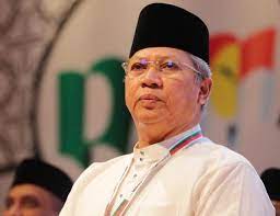 Tan sri annuar musa gives a speech at padang merbok during the himpunan rakyat bersatu rally, september 16, 2015. Mental Health Issues Annuar Musa S Diagnosis Of Humanizing Humanity Malaysiapost
