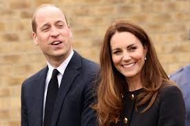 Prince william and kate drive a tractor during farm visit! Nggsfdziubkfhm