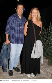 Τον βρήκαμε σε 24 ταινίες. Katranidhs Blanth Enas Megalos Erwtas Epibebaiw8hke People Amp Style Eidhseis