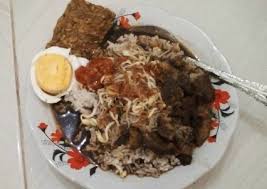 Nasi rawon surabaya (desa dlangu). Cara Mudah Memasak Rawon Surabaya Istimewa Resep Enyak
