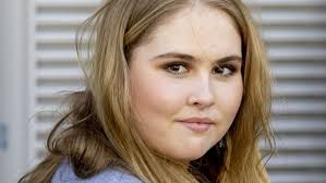 Regatul țărilor de jos este o țară mică, având o suprafață de 41.540 km2, din care 27 % se află sub nivelul mării. PrinÅ£esa De 17 Ani A Regatului Å£Äƒrilor De Jos RenunÅ£Äƒ La AlocaÅ£ie Pe Durata Studiilor Universitare Stiri Pe Surse Cele Mai Noi Stiri