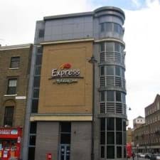 This hotel is within close proximity of royal observatory and cutty sark. Hotel Holiday Inn Express London City London Trivago De