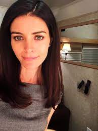 She shared the screen with nicholas penny vital and mark hengst in an unrated movie, the cook in 2008. Nina Fehren Publicaciones Facebook