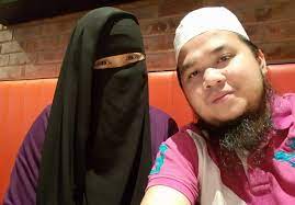Ustaz ebit lew dikecam oleh ustadz ustaz ebit lew 2020, ustaz ebit lew abam, ustaz ebit lew door to door, ustaz ebit lew bersama. Sedih Tengok Suami Cerai Isteri Sedang Hamil Untuk Kawin Lain Ustaz Ebit Lew