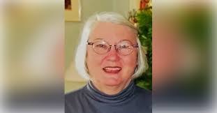 Patricia Eckhardt's Instagram, Twitter & Facebook