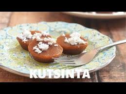 Kutsinta Are Filipino Steamed Cakes Made With Flour Tapioca Flour And Brown Sugar Soft Chewy And Topped With Coc Desserts Filipino Desserts Asian Desserts