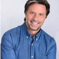 40+ "Tom Martinelli" profiles