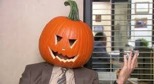 8 Tv Shows With Hilarious Halloween Episodes The Office Halloween Episodes Halloween Episodes Pumpkin Carving