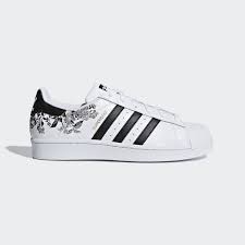 Black And White Shell Toe Adidas Womens Superstar Shoes Cloud White Core Black Gold Metallic Cg6407 Adidas Superstar Shoes White Adidas Shoes Women Superstar Adidas Shoes Superstar