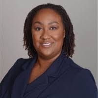 Jen Petty's Instagram, Twitter & Facebook