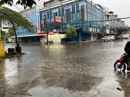 Banjir yang terjadi pada tahun 2007 silam membuat jakarta digenangi air hingga ketinggian melebihi 3 meter. Jakarta Flood January 2020