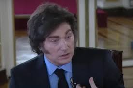 Qué fue de la vida de...: Daniel Bini, un "santo" que cambió los botines  por la corbata