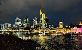 Royal turism | city break 2020. City Break La Frankfurt Targuri De Craciun Si O Aniversare La Inaltime Jurnalul Alinutei