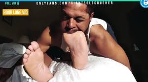Dedicated Foot Slave: She Licks His Male Feet - Intense Satisfaction