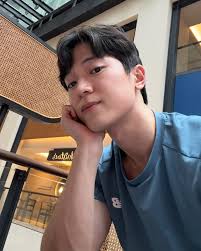 Daniel Tan L T (@danieltanlt_chiro) • Instagram photos and videos