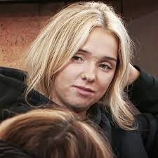 Lily Vaughn's Instagram, Twitter & Facebook