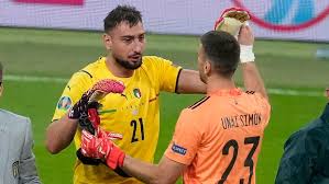 Jul 06, 2021 · gianluigi donnarumma has been one of the standout players so far at euro 2020 and he has been wearing an innovative design of goalkeeper gloves that are covered in 288 spikes mirror share Golden Gloves Which Keepers Have Had The Best Stats At Euro 2020 Uefa Euro 2020 Uefa Com